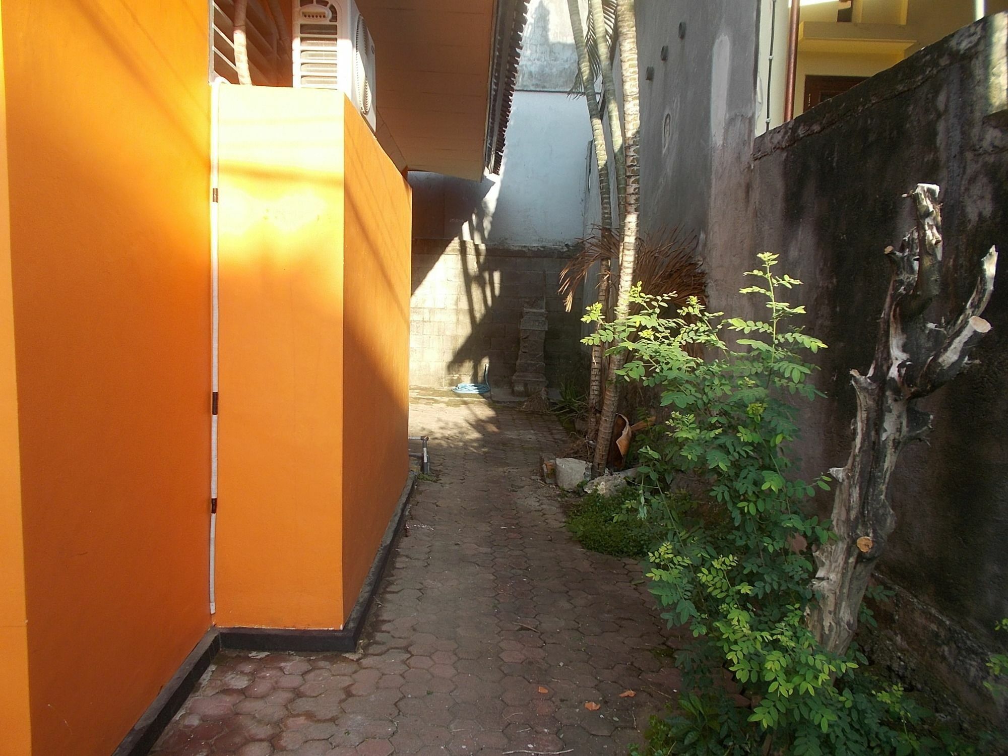 Szabrian Hostel Denpasar  Exterior photo